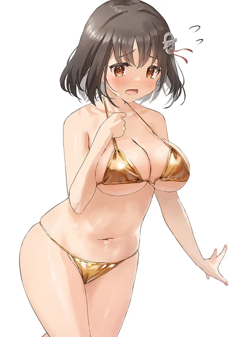 金ビキニ羽黒