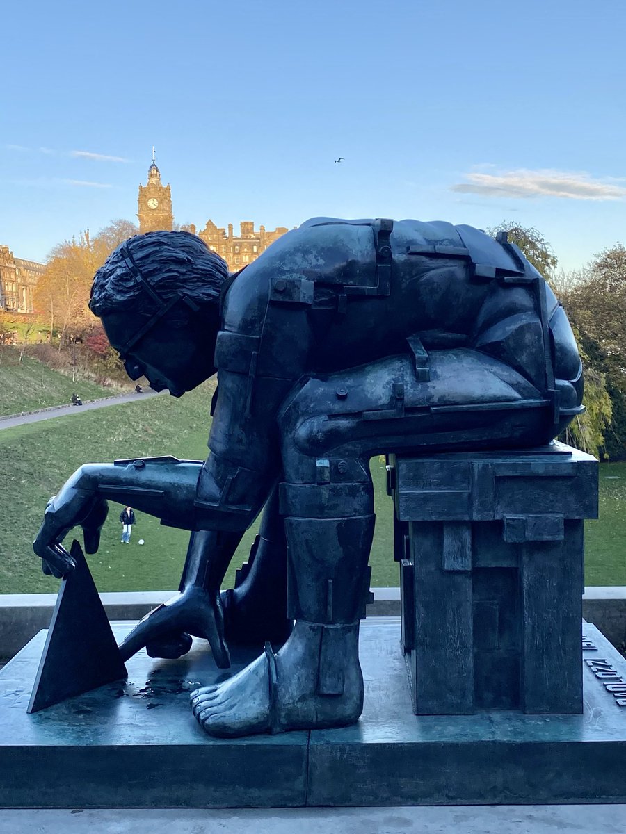 MurphyNiallGLA's tweet image. I’m a big admirer of Eduardo Paolozzi’s work so I was pleased to spot his ‘Master of the Universe’ sculpture which has very recently been moved to the entrance of the National Galleries of Scotland: National on The Mound in the heart of Edinburgh. My mother’s family are from…