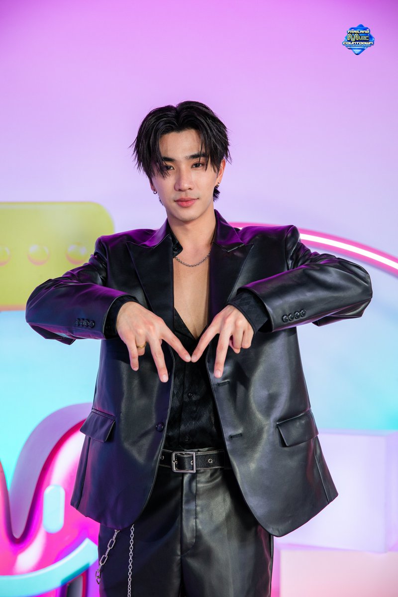 TMCcountdown's tweet photo. [𝑶𝑶𝑻𝑫✨] PERTH Feat. Paper Planes - ด้านชา (Numb) | Thailand Music Countdown 

#Numb_PERTHftPaperPlanes #PerthTanapon #TMC_EP24 #TMC2025 #ThailandMusicCountdown #TrueCJCreations #Ch3Thailand https://t.co/eXWedAEOD3