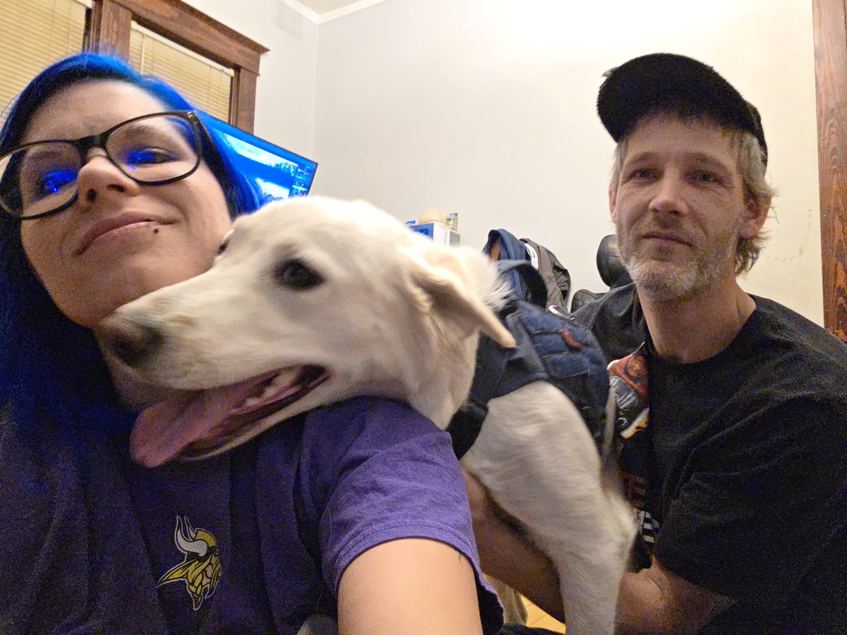 Whelp we made it home!!

Off to bed for these old folks recapping <a href="/DreamHackNA/">DreamHack North America</a> at 9am cst!!