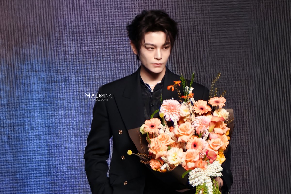 MalinikaPhoto's tweet photo. 251104 • #WeTVAlwaysMore2026 

💐💐💐

‼️Please DO NOT cut the credit‼️

#ติงอวี่ซี #丁禹兮 #DingYuxi 
#DingYuxiEncounterInBangkok https://t.co/cF73Nnkx0z
