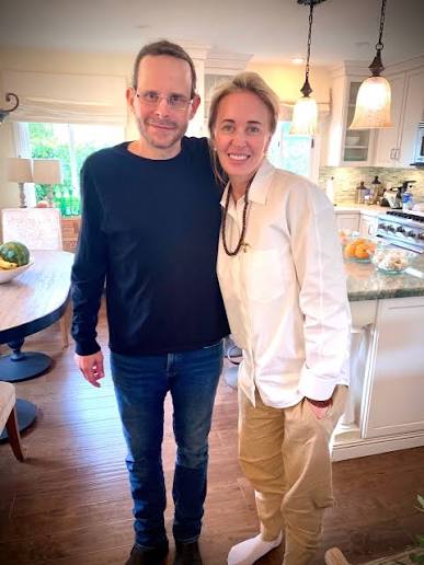 RealBuzzNow's tweet image. Fear struck Huntingdon train passengers — but kindness won. ❤️
An elderly couple sheltered six evacuees after the attack. 🌿
Full story 👉 titly.pro/9GvVM
#Humanity #TrainAttack #UKNews #Kindness