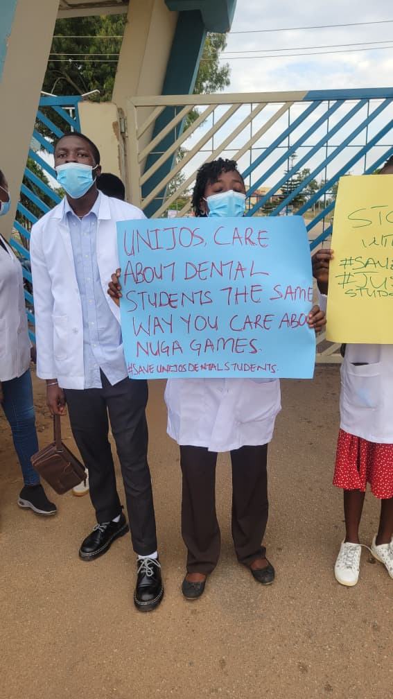 JERRYAMGBASHIM's tweet image. Until we&apos;re answered we won&apos;t stop...
#Solidarityforever ✊
#SaveUNIJOSDentalStudents
#SaveUNIJOSDentistry