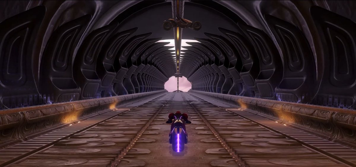 I don't know how I missed this, but looking at the top we can see a few more Violas presumably being manufactured here or something. 

Samus gets her own unique one but these all seem to be more generic in color. Maybe someone else will get one? Interesting nonetheless.