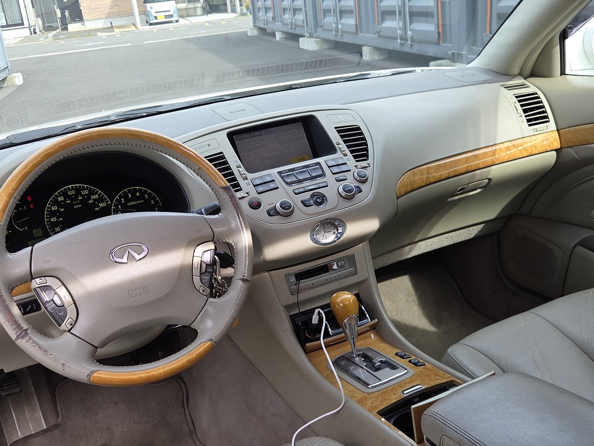 yarakasi_0008's tweet photo. 売ります！
インフィニティ Q45
平成19年式
63.000マイル
車検令和8年5月
革・サンルーフ・マルチ
気になる方DMお待ちしています！
 #車売ります  #左ハンドル #逆輸入  #インフィニティQ45  #インフィニティ  #V8   #希少 https://t.co/7FiqD9Kv0k