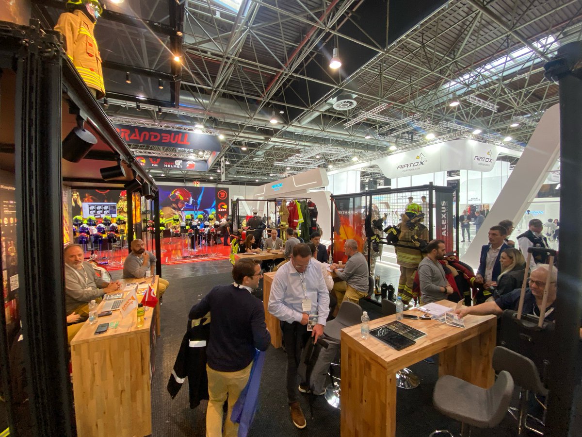 kivancgroup's tweet image. A+A is in full swing! ⚡️
It’s amazing to reconnect with friends from all around the world! 🤩
Come visit us at Hall 11, Booth D45 — we can’t wait to meet you!

#ProtectionYouDeserve #Düsseldorf #aplusa #HakEttiğinizKoruma #aplusa2025