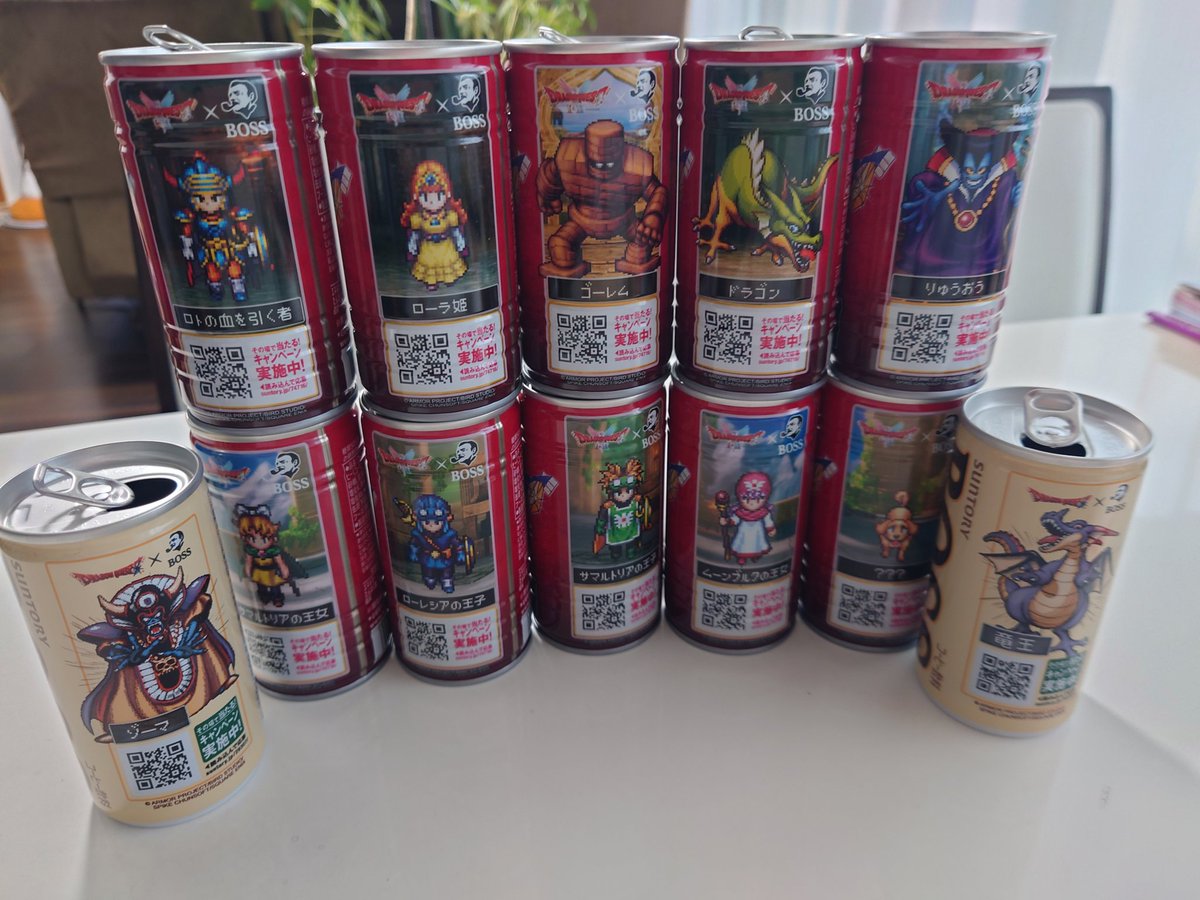 sironekowalker's tweet image. BOSS×ドラクエのケース買いでモンスター保冷バッグがついてくるキャンペーンは2日遅れでGETしました✨
汚れが目立ちにくそうなドラキーちゃんを選びました🦇
あっ、印刷がズレてる🤣
BOSSが6缶入る大きさでした😳
コラボのおまけは一通りGET、缶も全種類揃いました😆

#ドラゴンクエスト
#BOSSQUEST