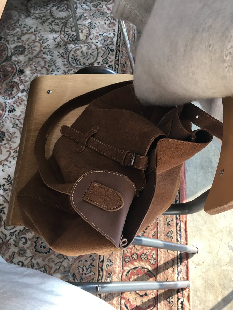 fromxummer's tweet image. 따뜻한 색감이 좋은 오늘의 ootd