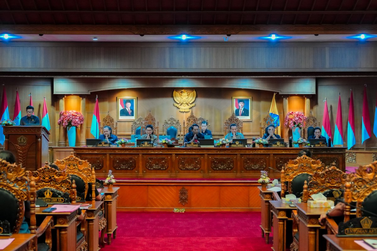 Rapat Paripurna Pandangan Umum Fraksi-fraksi
Bupati Adi Arnawa Apresiasi Masukan Fraksi DPRD Badung

badungkab.go.id/kab/berita/672…