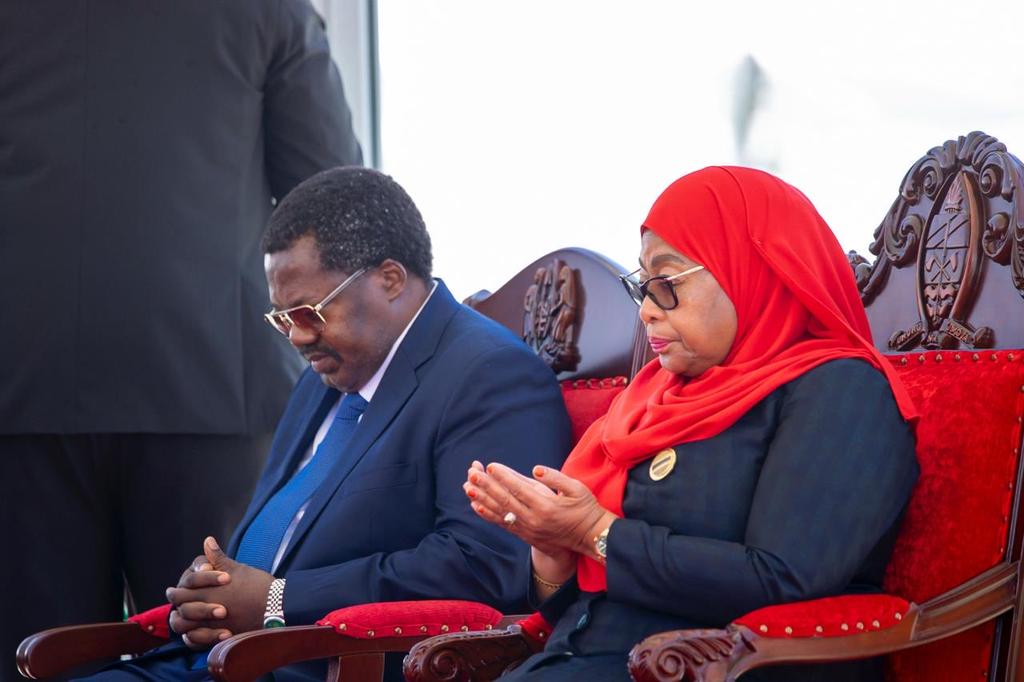 Tanzania Ipo salama Chini ya Mama Samia Suluhu Hassan 

Mama Samia uwasamehe watanzania waliokukosea Kwa kuharibu Nchi Yao wenyewe kwenye Maandamano ya vurugu.

Aliyewashawishi Yuko nje ya Nchi ni Mange, Sativa na Maria.

MAMA WASAMEHE SANA 
Rais Wetu M/Mungu akulinde