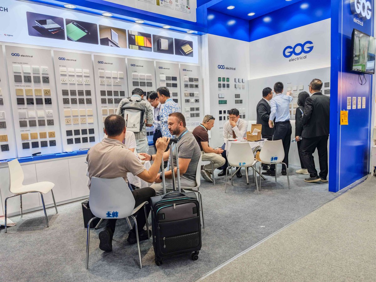 GOGELECTRICAL1's tweet image. 🌟 GOG shines at the 138th Canton Fair! Showcasing switches, sockets &amp;amp; smart solutions, we connected with global B2B partners for future collaborations.

📩 info@china-gog.com

🔗 gog-elec.com

#genoelectrical #gogelec #b2b #innovation