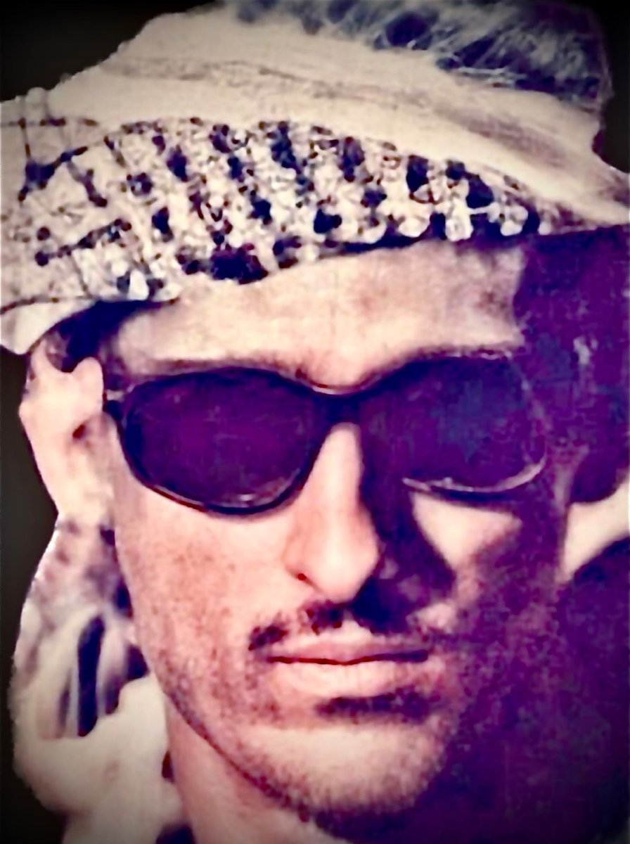 🟣 هل تعرف من الذي اقترح على السلطان قابوس فكرة تأسيس قوات فرق وطنية؟

👤 سـالم بن مــبارك الـمعشني.

•⚔️ أول قائدٍ ثوريٍّ ينضم إلى صفوف الحكومة خلال حرب ظفار.

•💡 هو الذي طرح على السلطان الراحل قابوس – طيّب الله ثراه – فكرة تأسيس قوات الفرق الوطنية 🇴🇲، والتي حظيت بمباركة