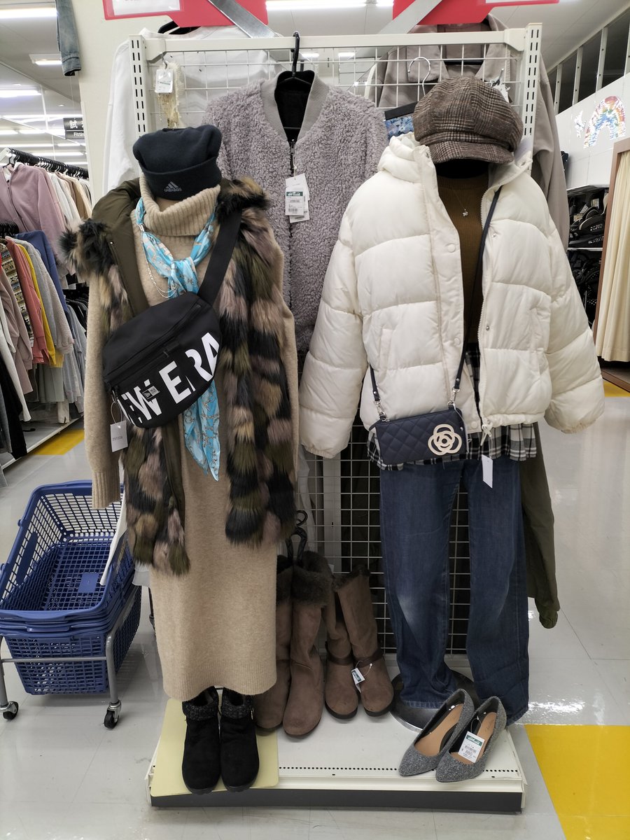 off_ichinoseki's tweet photo. オフハウス一関です😊　

婦人服売場にて、レイヤードやファー付きベストなど取り揃えております！
ぜひオフハウス一関店にお越しください！

#今年のトレンド
#レイヤード https://t.co/6Dx4wvCsQ7