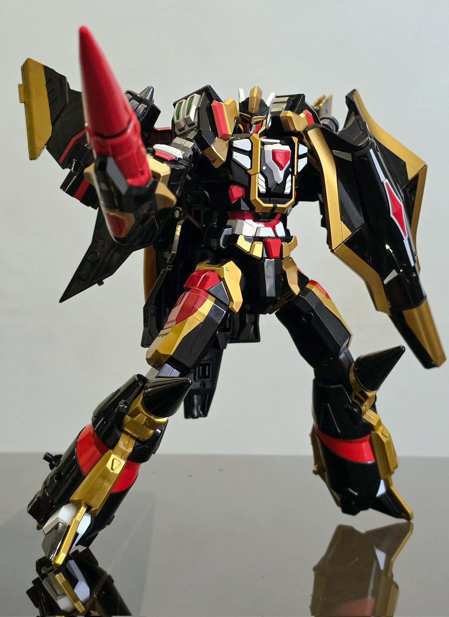 toydevelop_samg's tweet image. [메탈카드봇W] 나이트그리폰 테스트 샘플 공개!
새로운 비행타입 메탈카드봇! 상상의 동물 그리폰이 모티브가 되며 날렵한 외형이 특징.
웨폰카드 &apos;스톰러너&apos;와 &apos;스톰슬래셔&apos;를 장착하여 파워 업!
#메탈카드봇W #メタルカードボットW #MetalCardBotW #나이트그리폰 #ナイトグリフォン #NightGryphon