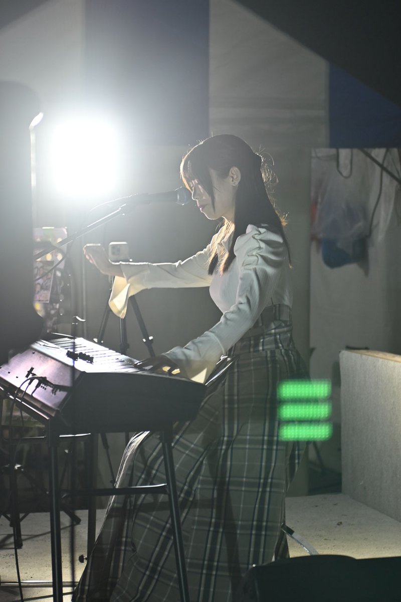 ke_sukechan's tweet photo. 11月2日
小野亜里沙@上野公園不忍池
「Peace of Light」不忍レーザーライブ♪
@Hamukoman
#小野亜里沙 #PeaceofLight #弾き語り
#上野 #上野恩賜公園 #上野公園不忍池 #UENO
#ライブ #イベント https://t.co/kSipjeHpY3
