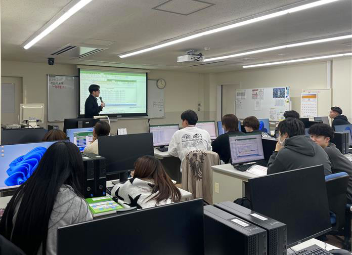 【EX講座 開催レポート】
本日、先生による🔥MOS Excel講座🔥が開催されました！ 各週５回に分けて講座を行います‼️
皆さんやる気がすごいです🤩

#IT専門学校 
#新潟 
#Git入門