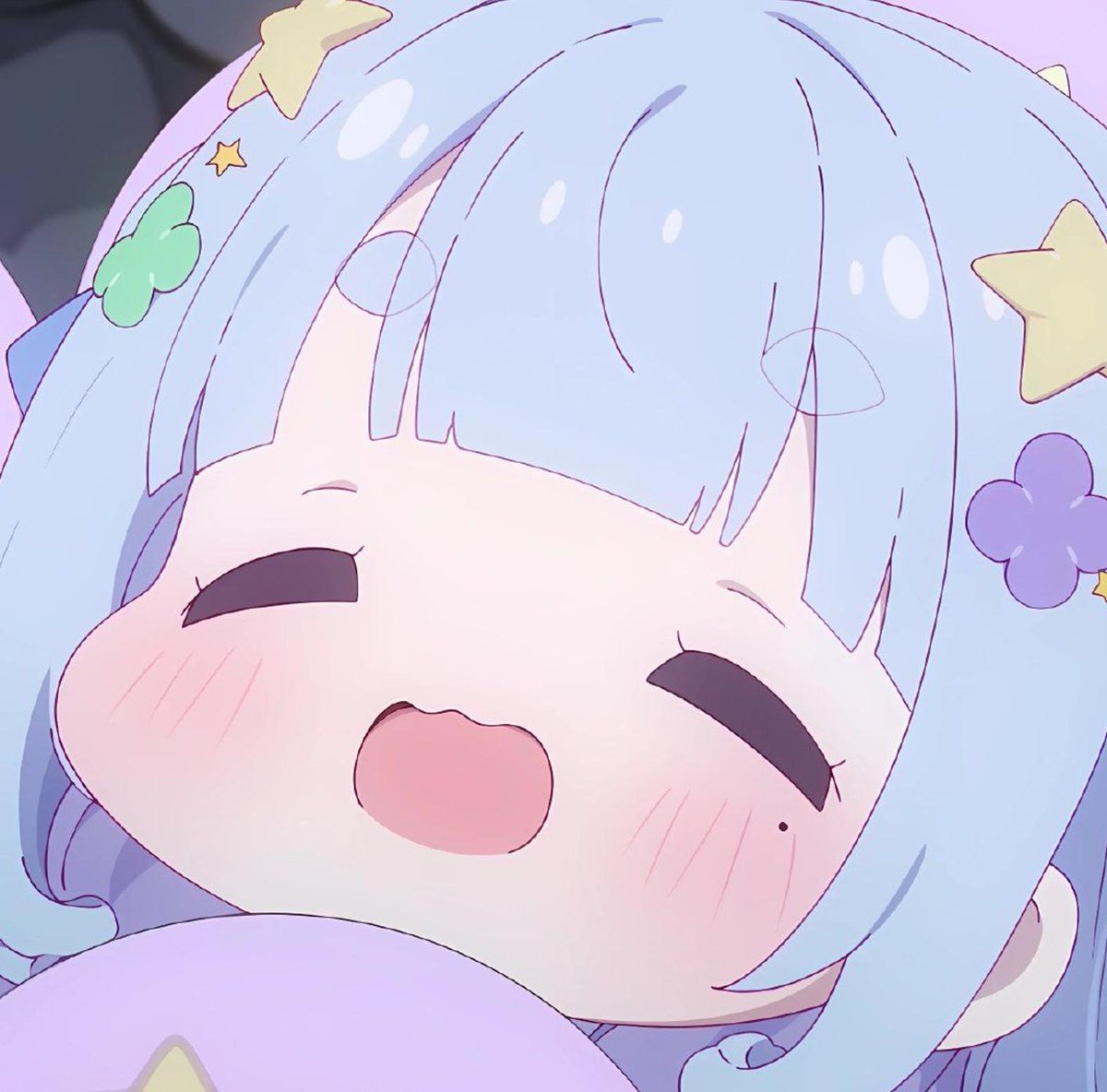 Phinallyphocus1's tweet image. 月曜日の深夜、曇り。眠い気分で休憩する。