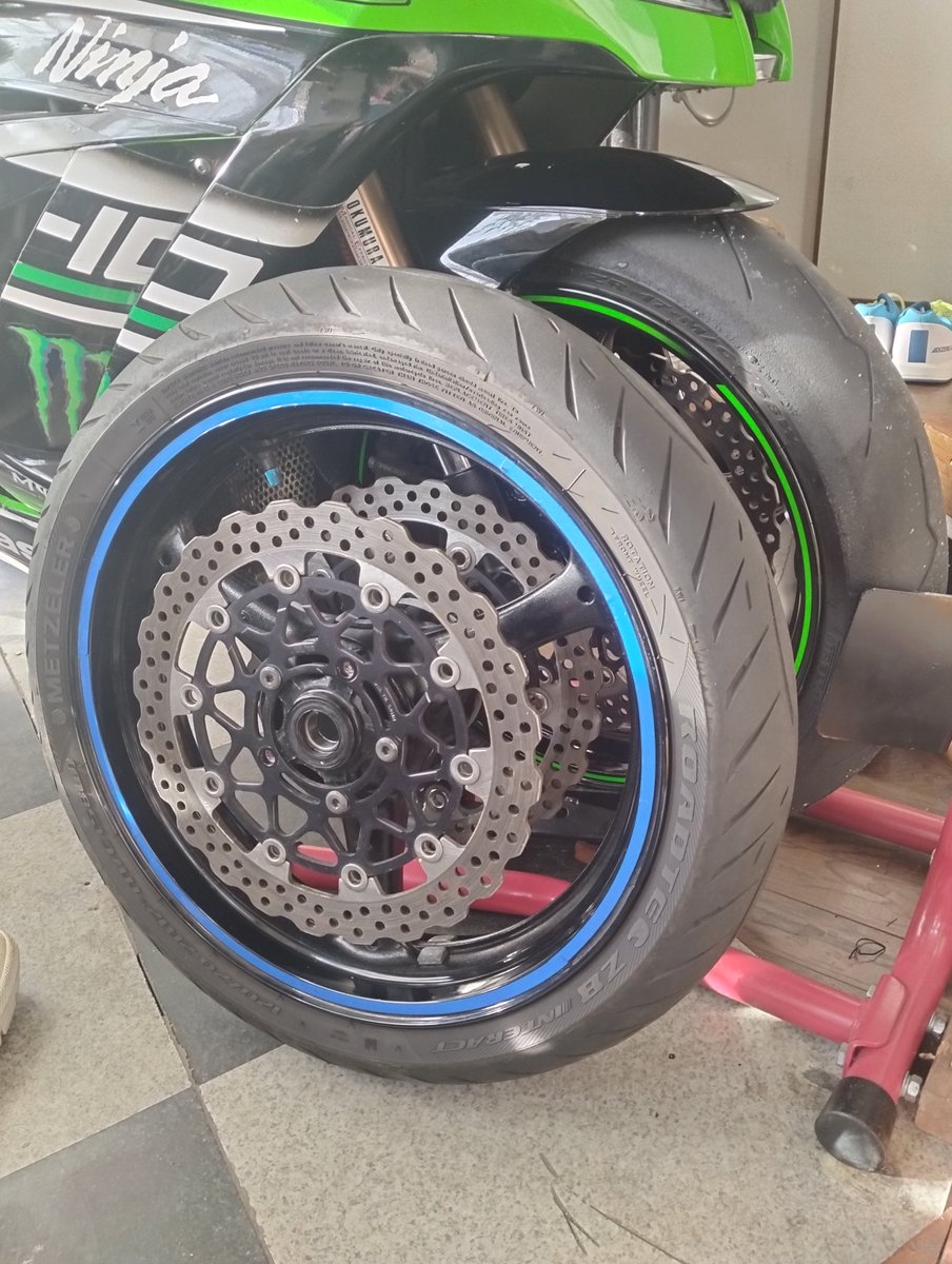 ファミリートコ「11月は天津飯」 on X