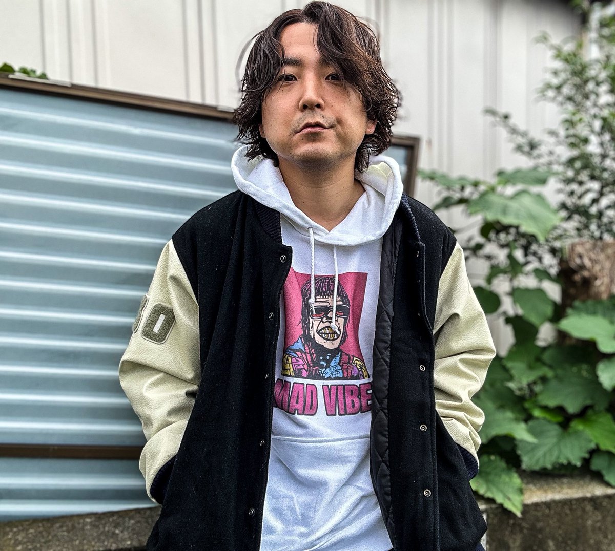 takashi_iida05's tweet photo. 🆕attaboy オリジナルプルオーバーパーカー2025/ MAD VIBEZ🆕

→ https://t.co/tHEcQQH6GH

---

#popart #ポップアート #draw #drawing #art #artwork #アート #絵 #絵が好きな人と繋がりたい #モデル #model #オリジナルパーカー #服 #服好きな人と繋がりたい #被写体 #fashion #ファッション https://t.co/17S1ueuPkg