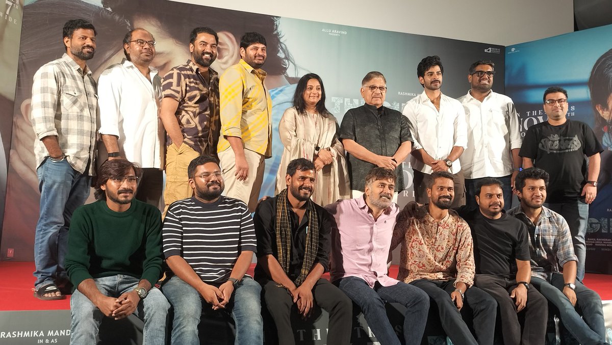 tarakviews's tweet image. #TheGirlFriend Pre Release Press Meet : 
#AlluAravind With Media 
👉 సరైనోడు 2 చేస్తే గీత ఆర్ట్స్ లోనే ఉంటుంది 
👉 బండ్ల గణేష్ పై నేను స్పందించను,ఎందుకంటే నాకు ఒక స్థాయి ఉంది
👉 రష్మిక ఉంటే డాన్స్ చేసే వాడిని
#TheGirlFriend on November 7th