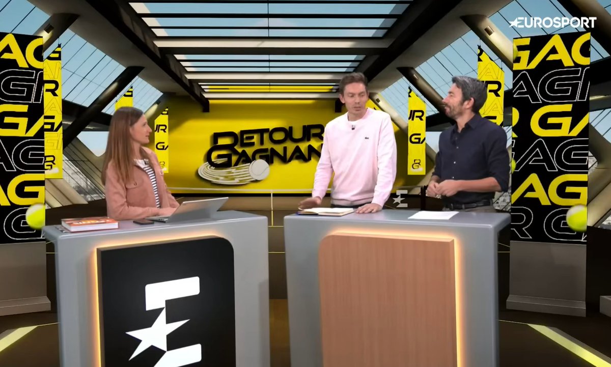 #tennis #medias #homeoftennis #Sinner ou #Alcaraz n°1 mondial ? #Djokovic au Masters ou pas ? youtu.be/UUky3n_gaxo?si… via <a href="/YouTube/">YouTube</a> #RetourGagnant fait le bilan cette semaine du #RolexParisMasters et se projette sur l'avenir Présentation <a href="/BoyerAnne/">Anne Boyer</a>  Avec <a href="/nmahut/">Nico Mahut</a> et <a href="/oliviercanton/">olivier canton</a>