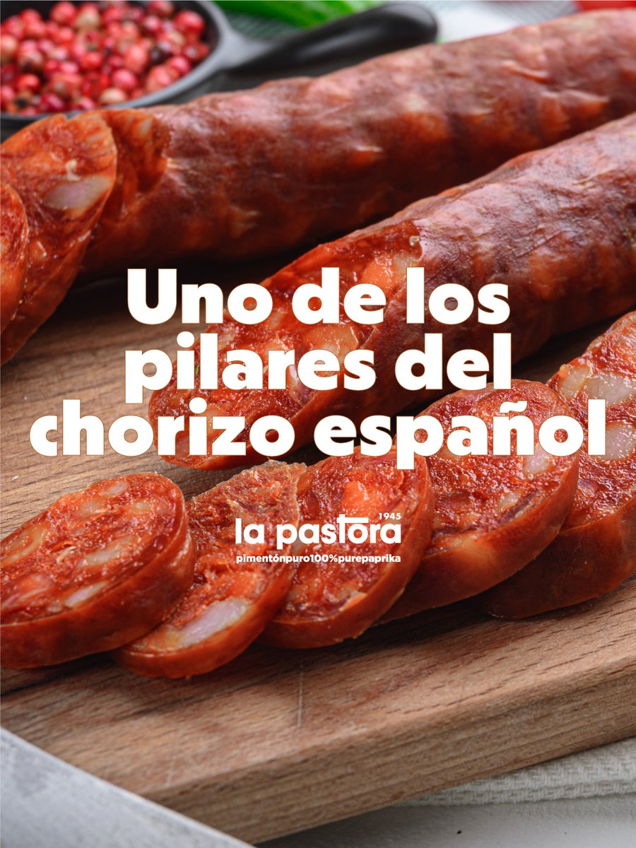 LaPastoraPaprik's tweet image. Uno de los pilares del chorizo español

Sin pimentón, el chorizo tal como lo conocemos no existiría. Este ingrediente le aporta su color rojo característico, su sabor y su capacidad de conservación.

#LaPastora #Pimentón #Paprika