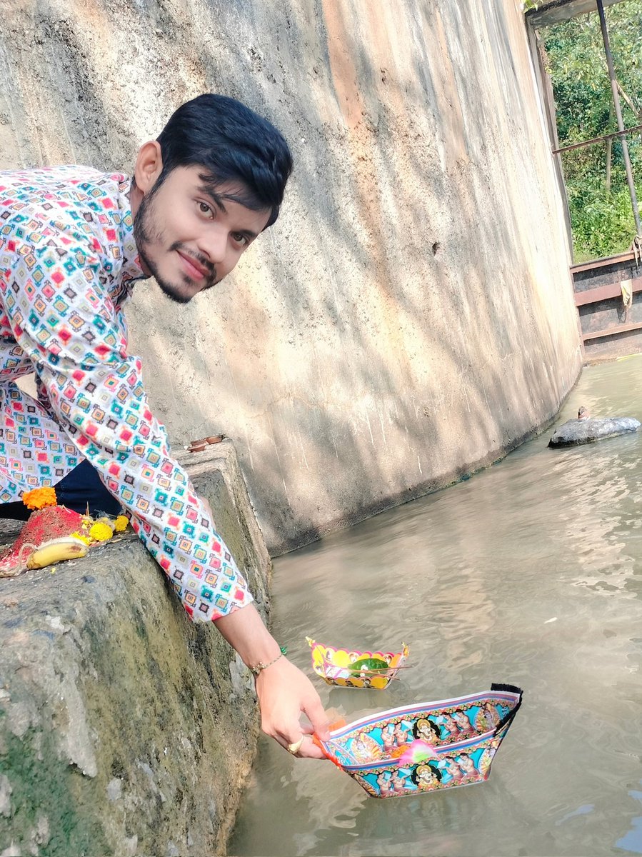 କଳିଙ୍ଗ ସମୁଦ୍ର ଯାତ୍ରାର ସ୍ମରଣ 
ବୋଇତରେ ସ୍ମୃତି, ମନରେ ଗର୍ବ ✨
ଜୟ କଳିଙ୍ଗ ଜୟ ଉତ୍କଳ
#ଗର୍ବିତଓଡ଼ିଆ
ପବିତ୍ର କାର୍ତ୍ତିକ ପୂର୍ଣ୍ଣିମା