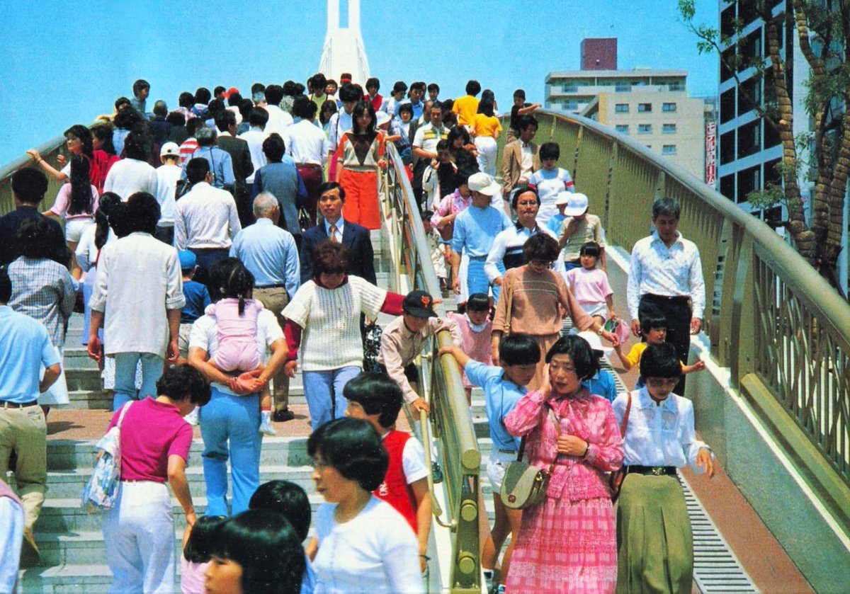 運河のある街 新芝運河|主な運河沿い遊歩道の紹介|東京都港湾局