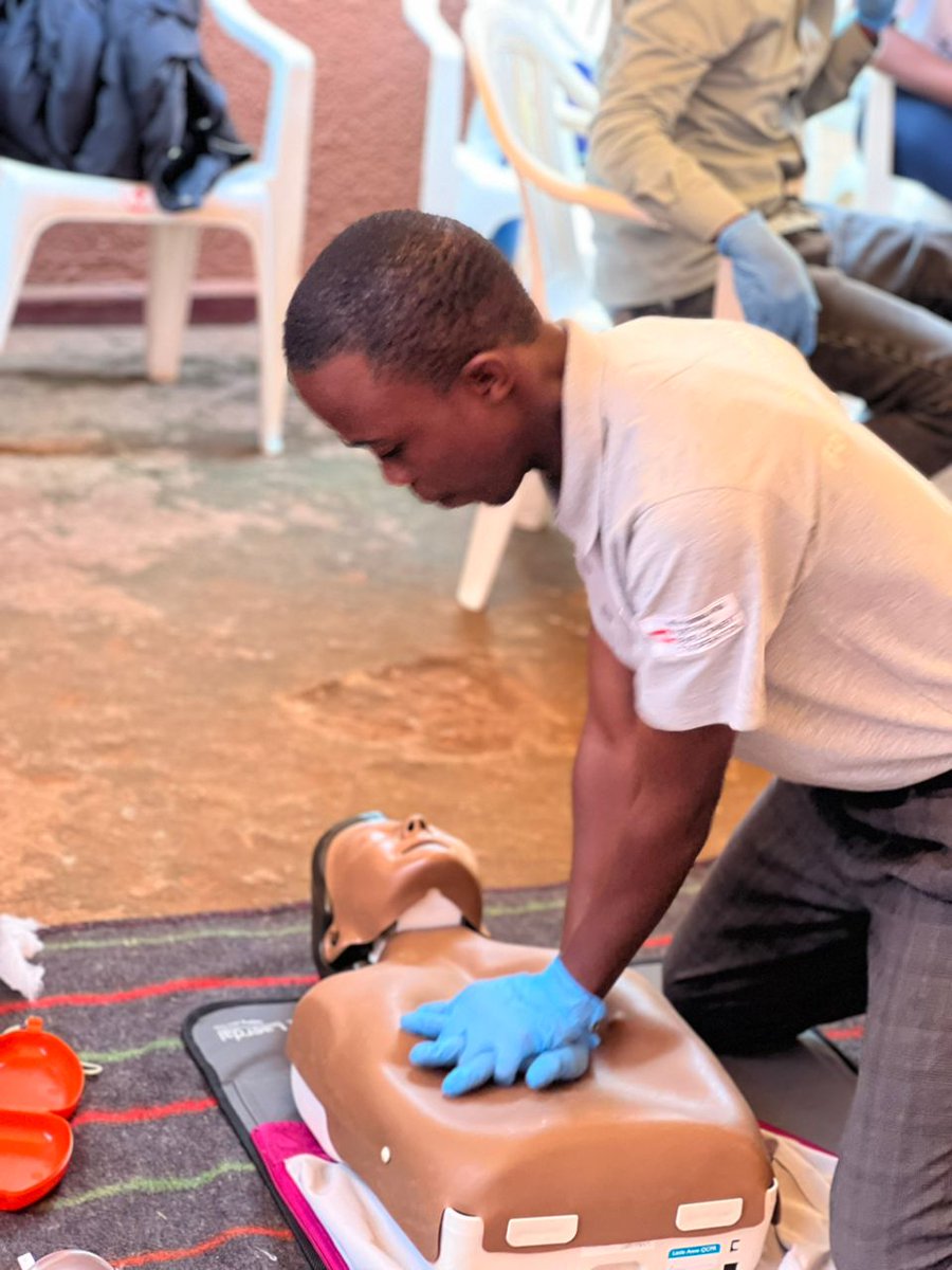 UgandaRC_Youths's tweet photo. We continue to empower our youths with standard first aid trainings, giving them life-saving skills as part of our mission to create a generation of confident, compassionate first responders.
#Youths #FirstAidSkills
@Educ_SportsUg @IFRCAfrica https://t.co/Wd7KzCKuWZ