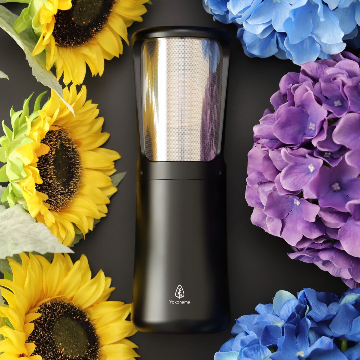 サイドアドレスコンデンサーマイクhimawariとajisaiの2ndロットですが、カプセルまではできあがりました。
現在、筐体部品の切削加工を行なっているところです。

ただこの筐体部品、1つ削るのに4時間ほどかかってしまいます。