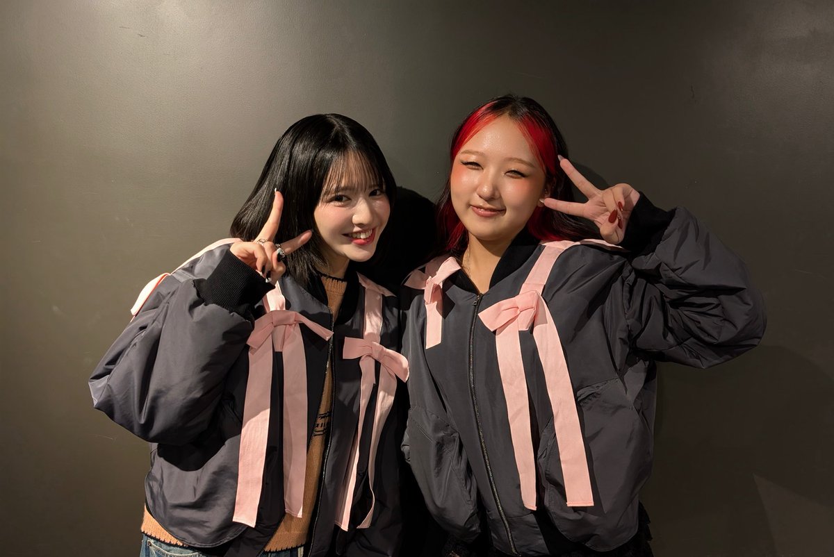 suzuka_fz1124's tweet image. こないだHANAのCHIKAちゃんと私服がお揃いで、嬉しくて写真を撮ってもらいました♡🎀

天てれ観てました！って言ってくれて照れました♡

@HANA__BRAVE