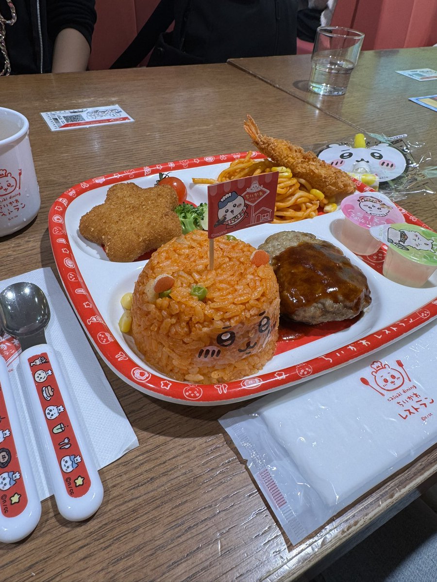 高木真備選手のサイン入りスマホスタンド 高木真備選手のサイン入りスマホスタンド 高木真備 サイン入りスマホ