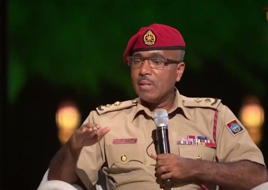الفقيد العقيد المتقاعد أنور بن الصافي الحريبي 
أعزّي نفسي قبل أن أعزّيكم، وأعزّي أخاه الكريم معالي رشيد الصافي وإخوانه الأفاضل، فالمصاب مصاب وطن، وليس مصاب أسرة وحدها

لم يرحل رجلٌ عادي… بل رحل رجلٌ كان يُوزَن بالذهب، لا بكثرة الكلام، بل بصدق المواقف.
مات رجلٌ يُحسَب من الرجال