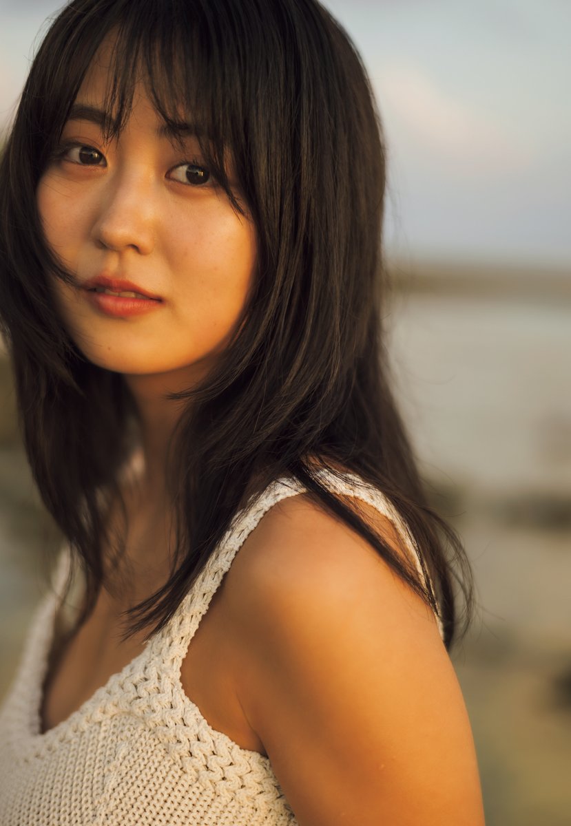 🧡今週のグラビア🧡 #福井梨莉華 さんが初登場‼︎ 1st 写真集『あいの