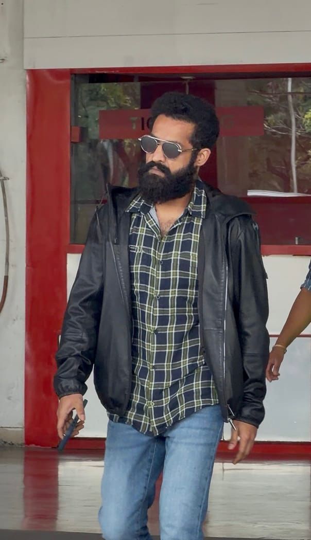 Next up... 🔥🥁
#NTRNeel #Dragon <a href="/tarak9999/">Jr NTR</a>