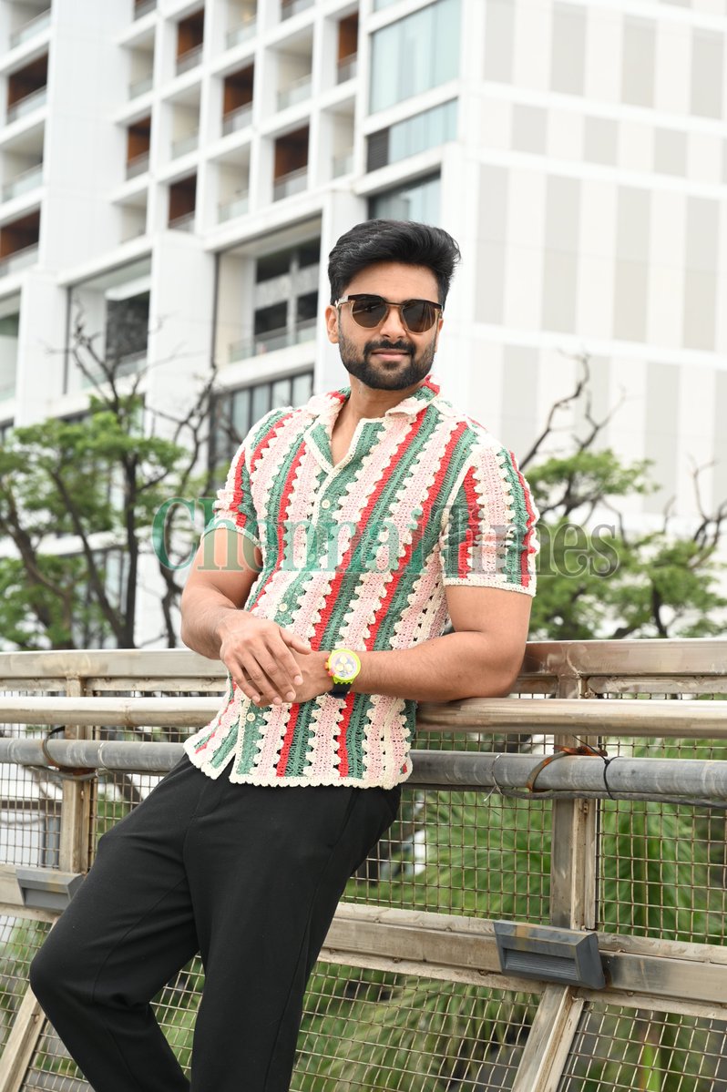 ChennaiTimesTOI's tweet image. In a candid chat with us, @i_amak, who recently raised eyebrows by posting his new, muscular look, shares that this whole phase in his life has been a learning experience. 

#AshwinKumar #FitnessJourney #FitnessInspo #Kollywood