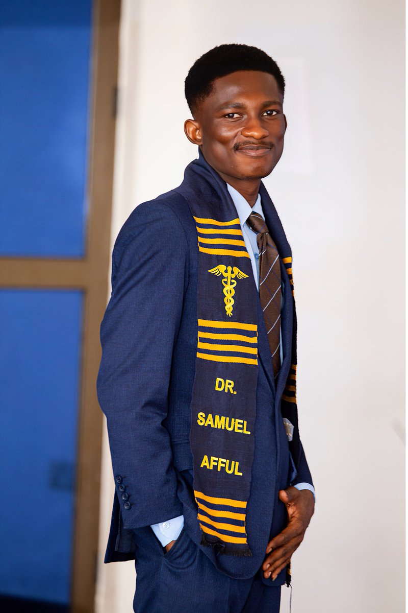Samuel Addae Afful, former KNUST  SRC Vice president of the 64th SRC administration,has been inducted and sworn in by the Allied Health Professional Council, following his six years studies as a Doctor of Optometry in KNUST.

Congratulations Doc.❤️✨

#WatsuptekReport