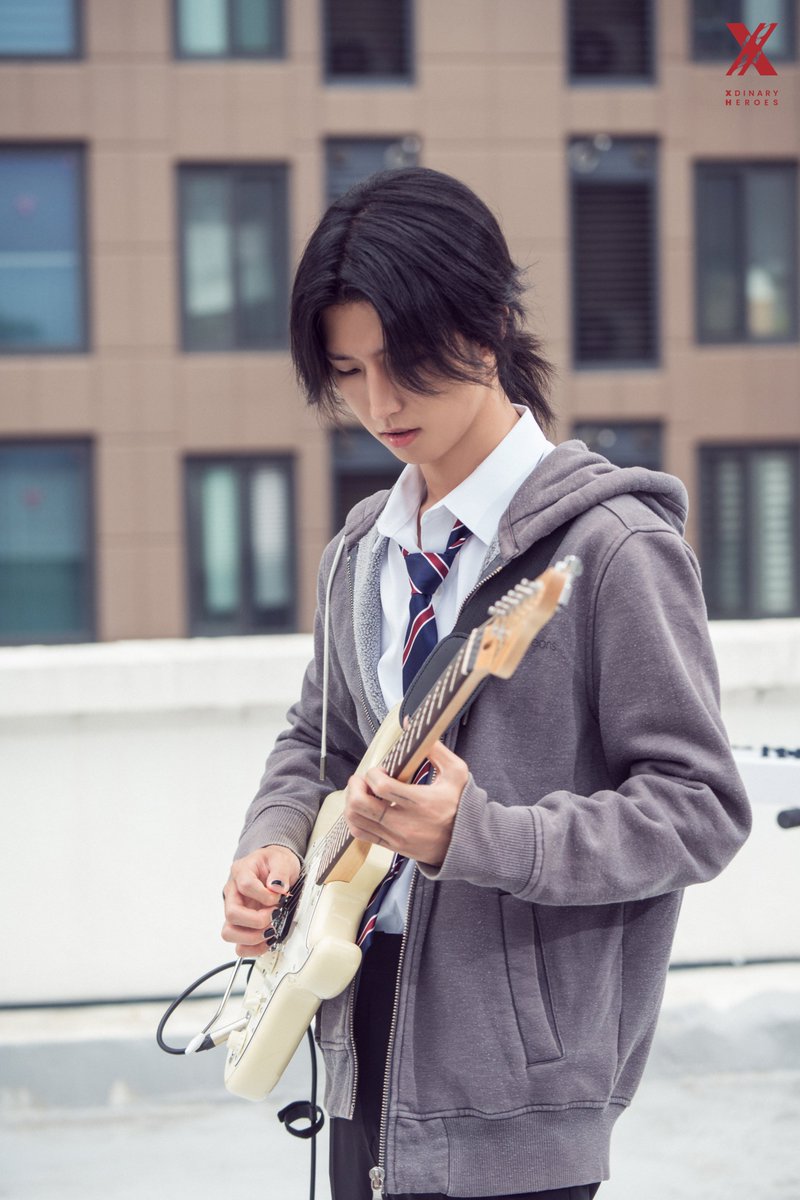 Xdinary Heroes(엑스디너리 히어로즈) “Lost and Found” M/V Behind