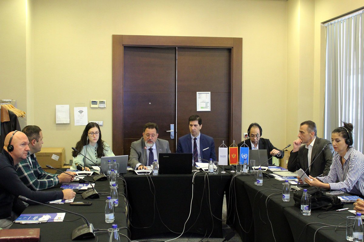 IOMMontenegro's tweet image. Exploring how innovative tools like DESC enhance the fight against migrant smuggling and transnational crime. 🤝 Joining efforts for safer borders and more effective migration management!
📍Podgorica, 30–31 Oct 2025
#BorderSecurity #DataSharing #CounterSmuggling