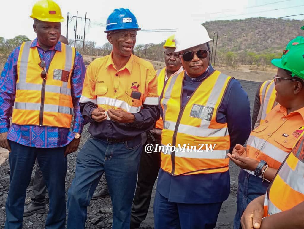 Yesterday, Vice President Gen (Rtd) Dr C.G.D.N. Chiwenga, accompanied by the Minister of State for Provincial Affairs and Devolution for Matabeleland North Province, Hon. Richard Moyo, toured Hwange Colliery Mine.

During the visit, the Vice President urged the company to