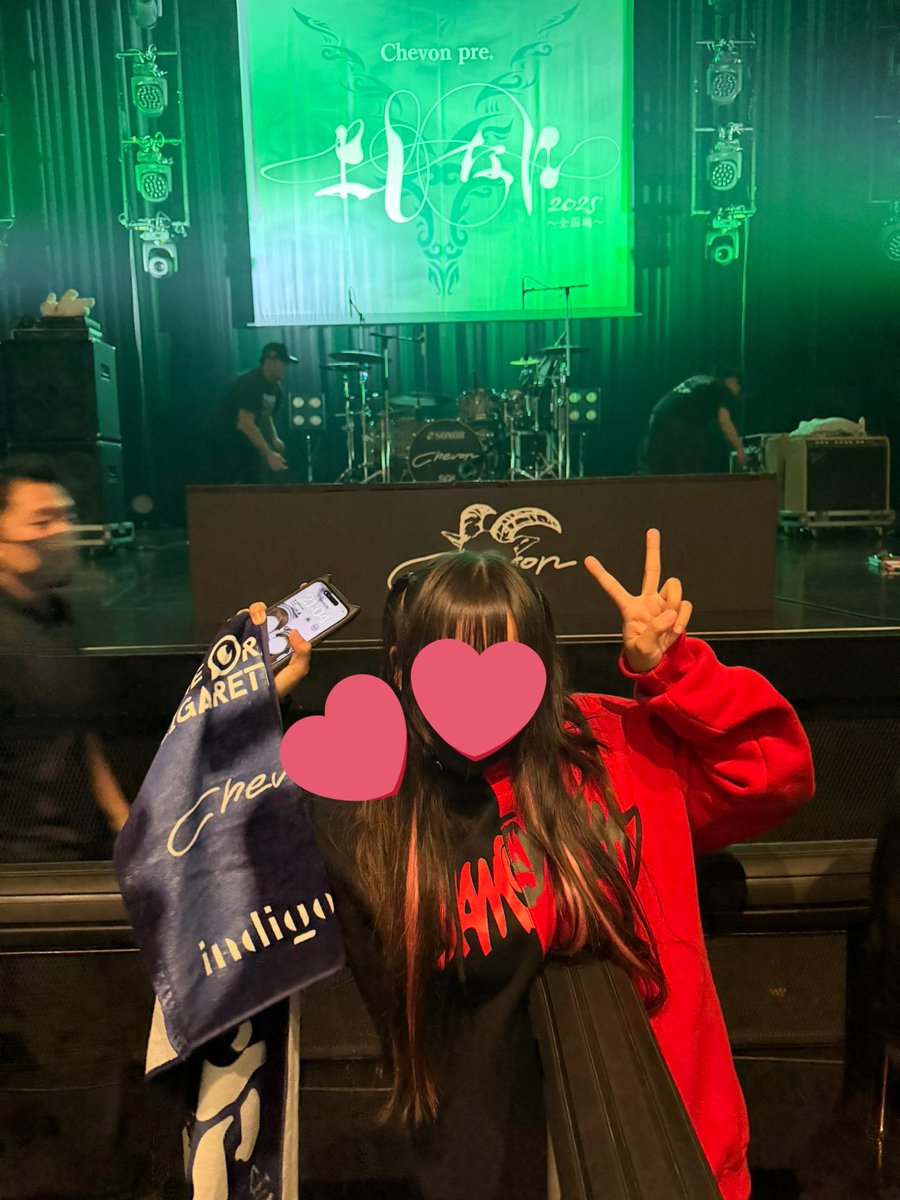ra_uuna's tweet photo. しぇぼらるやばかったたのしかった😿
あとあきらさんが付けてたカービィちゃんおそろいの持ってて幸でちた https://t.co/kHC3mwybZQ