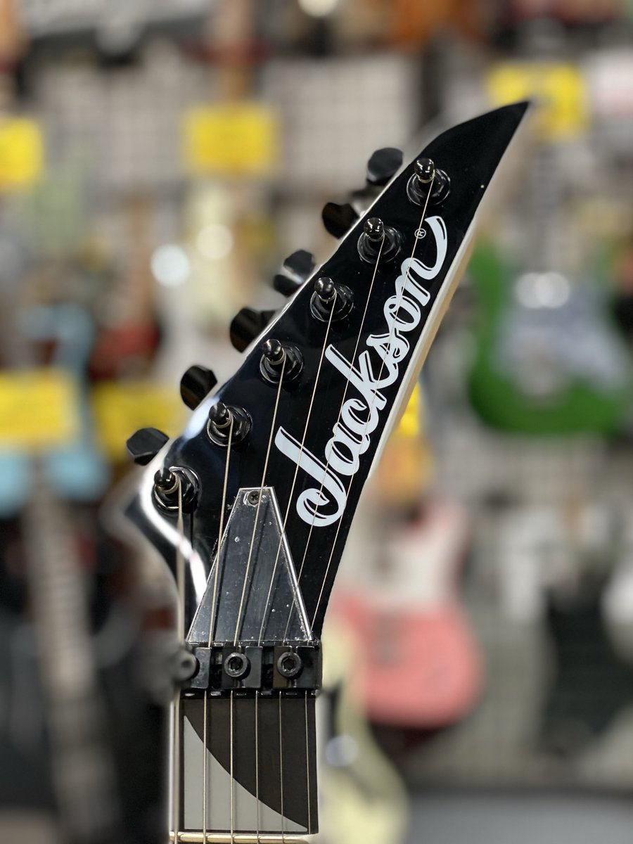 gakkicenter's tweet image. Jackson ( ジャクソン )
Pro Series King V KV, Gloss Black

gakkicenter.com/c/gr343/gr348/…

久々の入荷！ジャクソン・キングV🤘

#jackson #jacksonguitars #jacksonguitar #kingv #ジャクソン #ジャクソンギター #御茶ノ水楽器センター