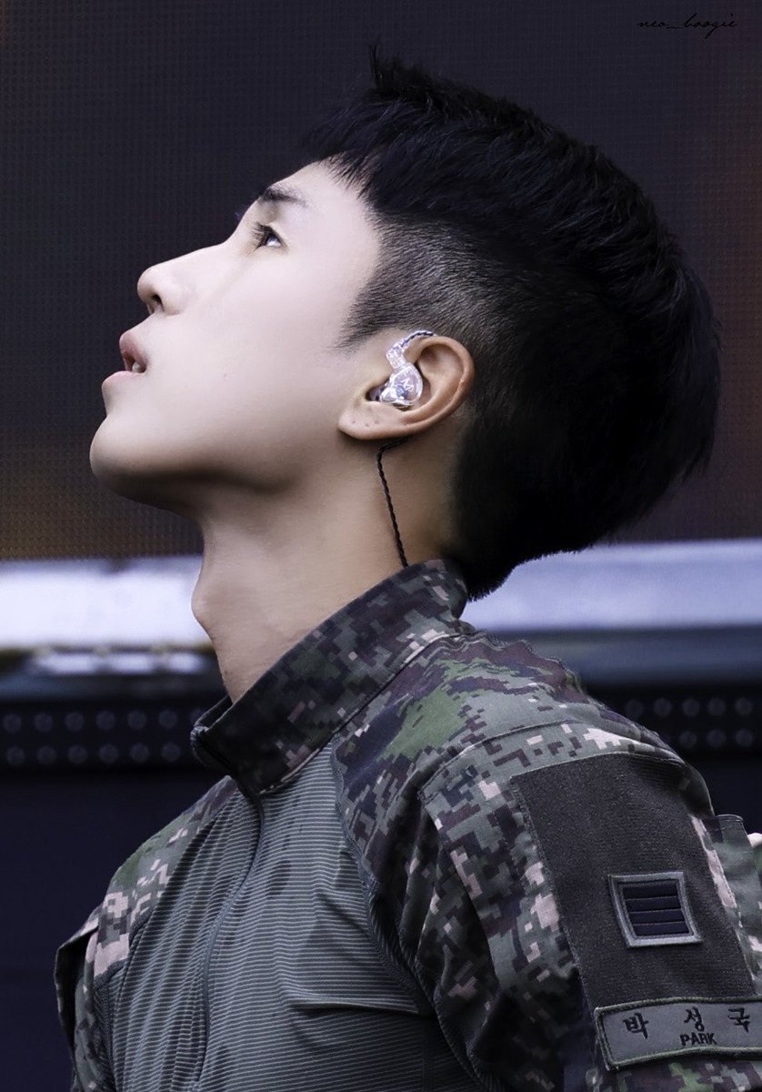 251017 칠곡낙동강평화축제

D-1☁️ It’s not a dream✨

#성국 #SUNGKOOK
#배너 #VANNER
#꾹부기