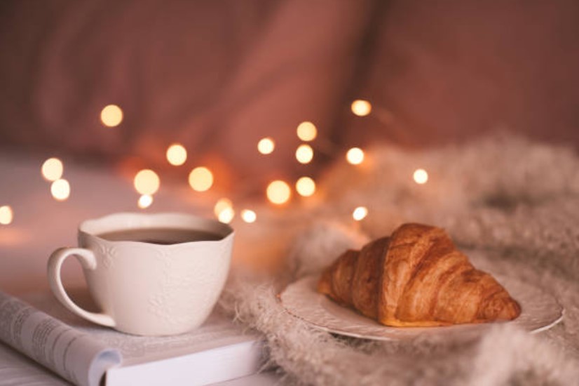 Nous vous souhaitons une excellente journée ainsi qu'un bon week-end à venir. ☕️🥐