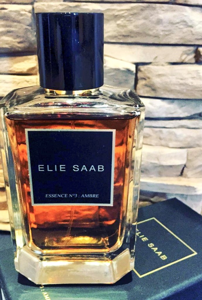 Elie saab ambre
من أفضل العطور العنبرية في فئته السعرية
عنبر مع صندل مع لمسات تابلية جلدية عطر شتوي مميز  الاداء ممتاز 
جودته جيدة ومكونات رائعة 
#رابطة_عشاق_العطور