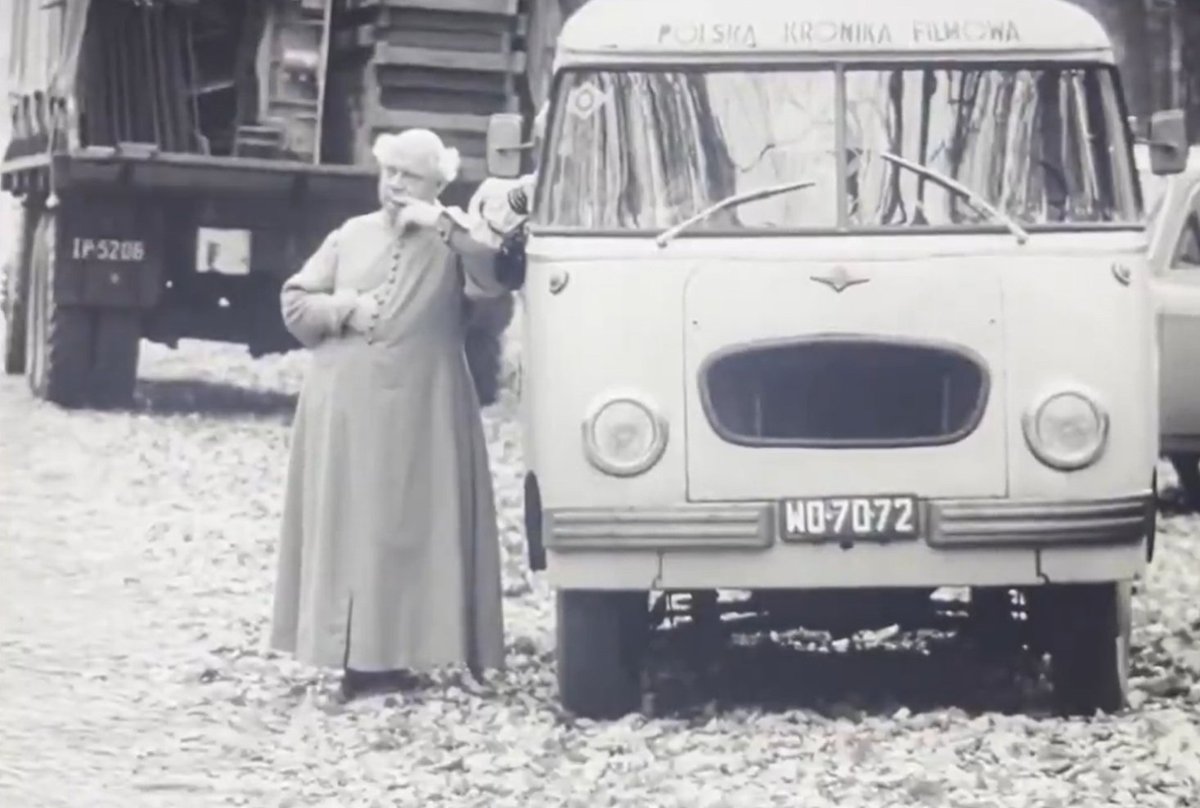 Program historyczny "Przez stulecia wieków". Odnaleziona rycina, przedstawiająca Nysę Onufrego Zagłoby. Służyła do nacierania na wrogów Rzeczypospolitej i przewożenia zapasowych szabel.