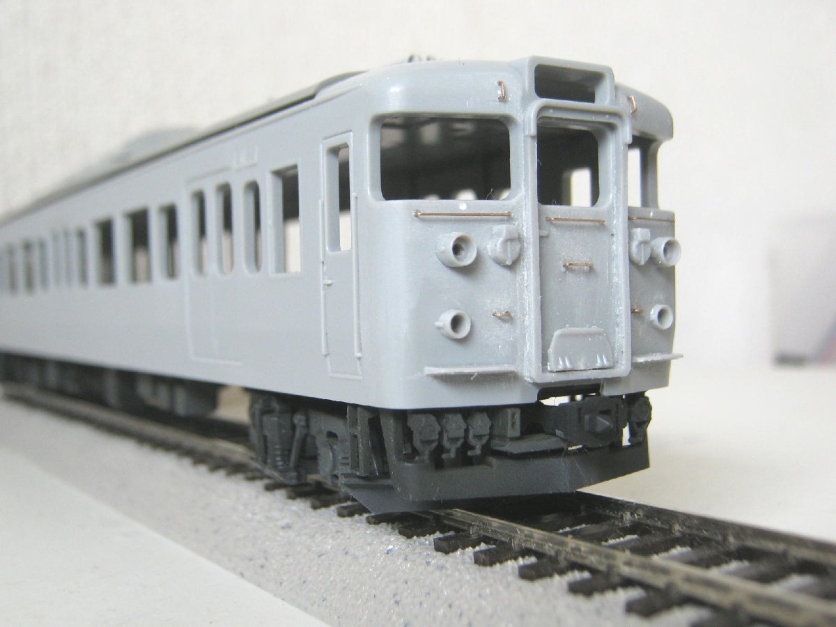 tentetu82's tweet image. #115系 #PULM ちょっと慌ただしくなってきて進行が遅れがちですが少しづつでも時間を確保して工作を継続しています。その方がストレスが溜まらず良い方向へ向かうので…
とりあえず床下の塗装と手すりの加工まで来ました。