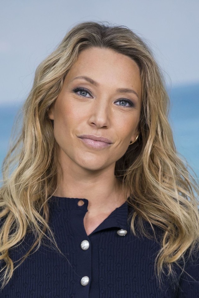 🎂 Nous souhaitons un joyeux anniversaire à Laura Smet.