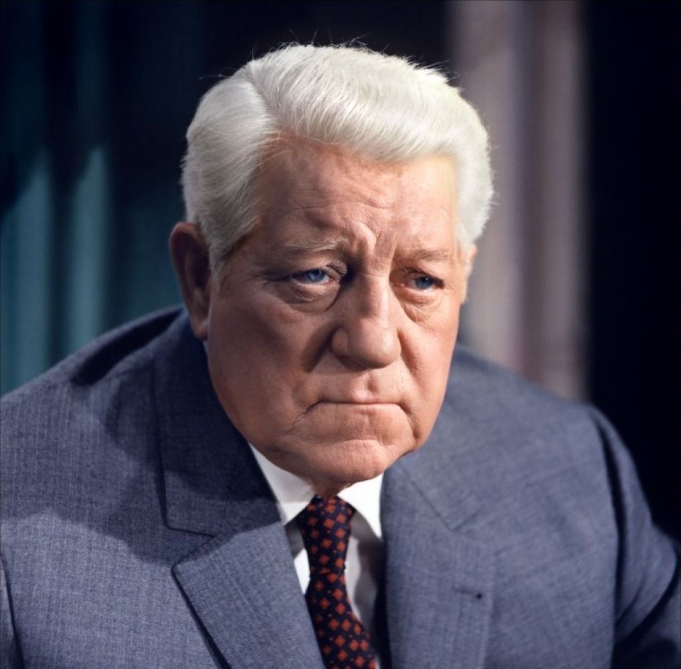 🌹 Une tendre pensée pour Jean Gabin, décédé le 15 novembre 1976.