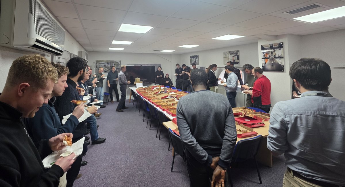 Loop_Technology's tweet image. 🍕Social events at Loop Technology are a wonderful opportunity for the team to come together and celebrate all the fantastic engineering work that has been done to bring us to where we are now. Last Friday we had a big @Dominos_UK delivery – every option imaginable was on offer…